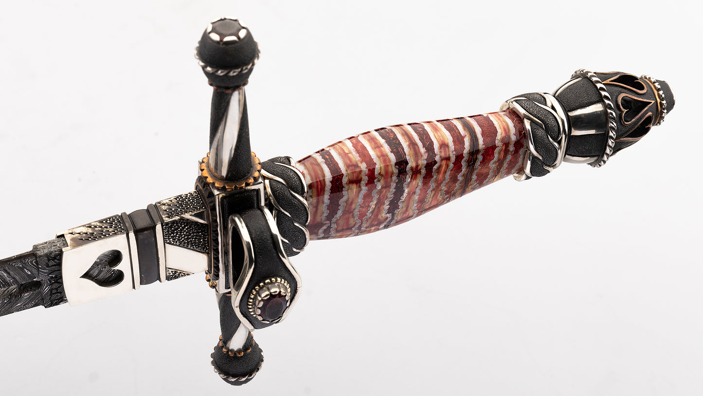 Crimson Queen Dagger - Paul Jarvis